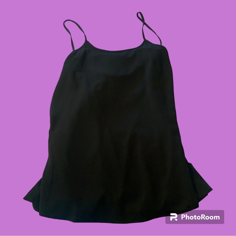 Free people tank with scoop back
Size medium